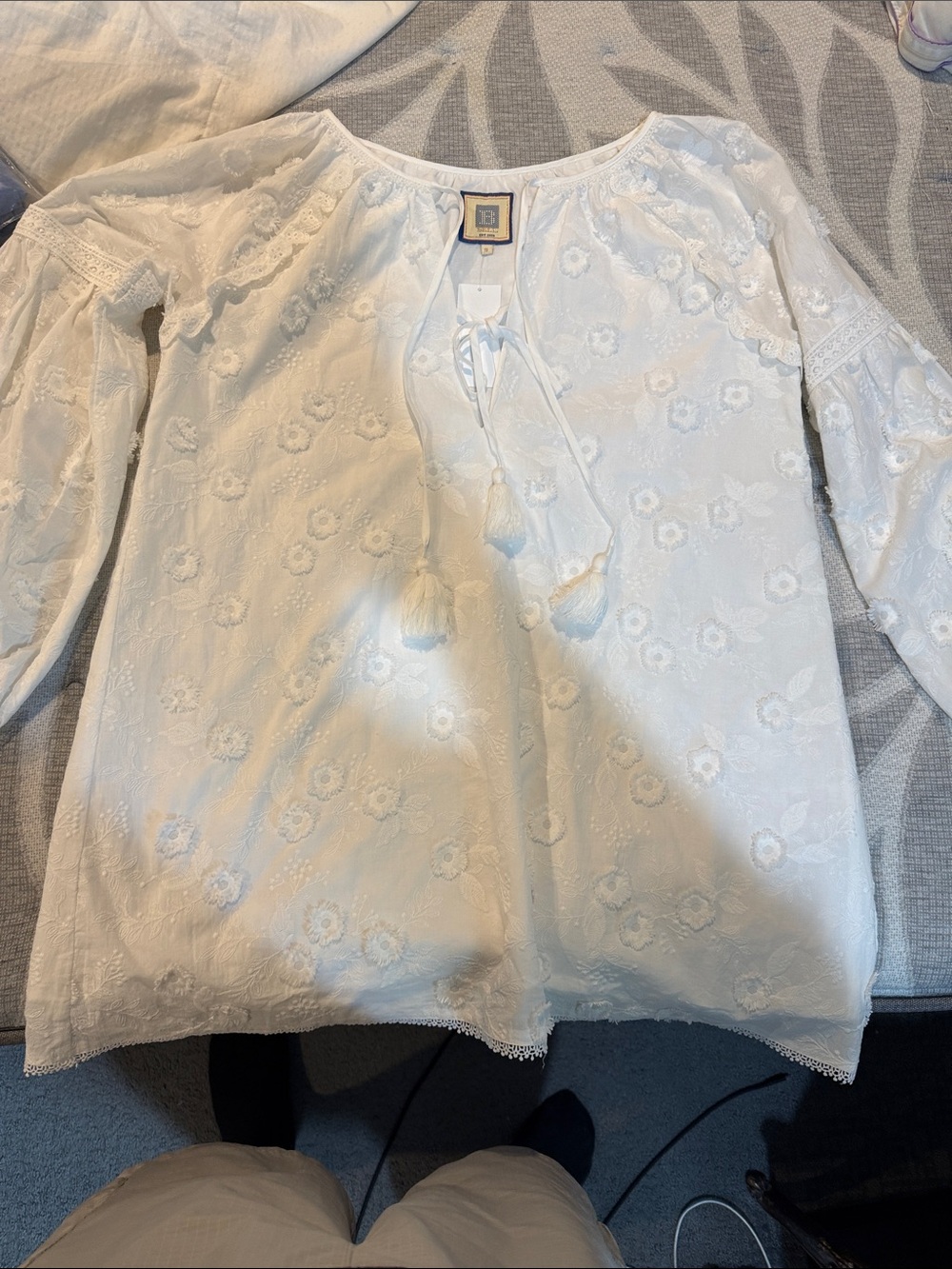 Bell Woman’s Embroidered White Peasant Top - Brand New